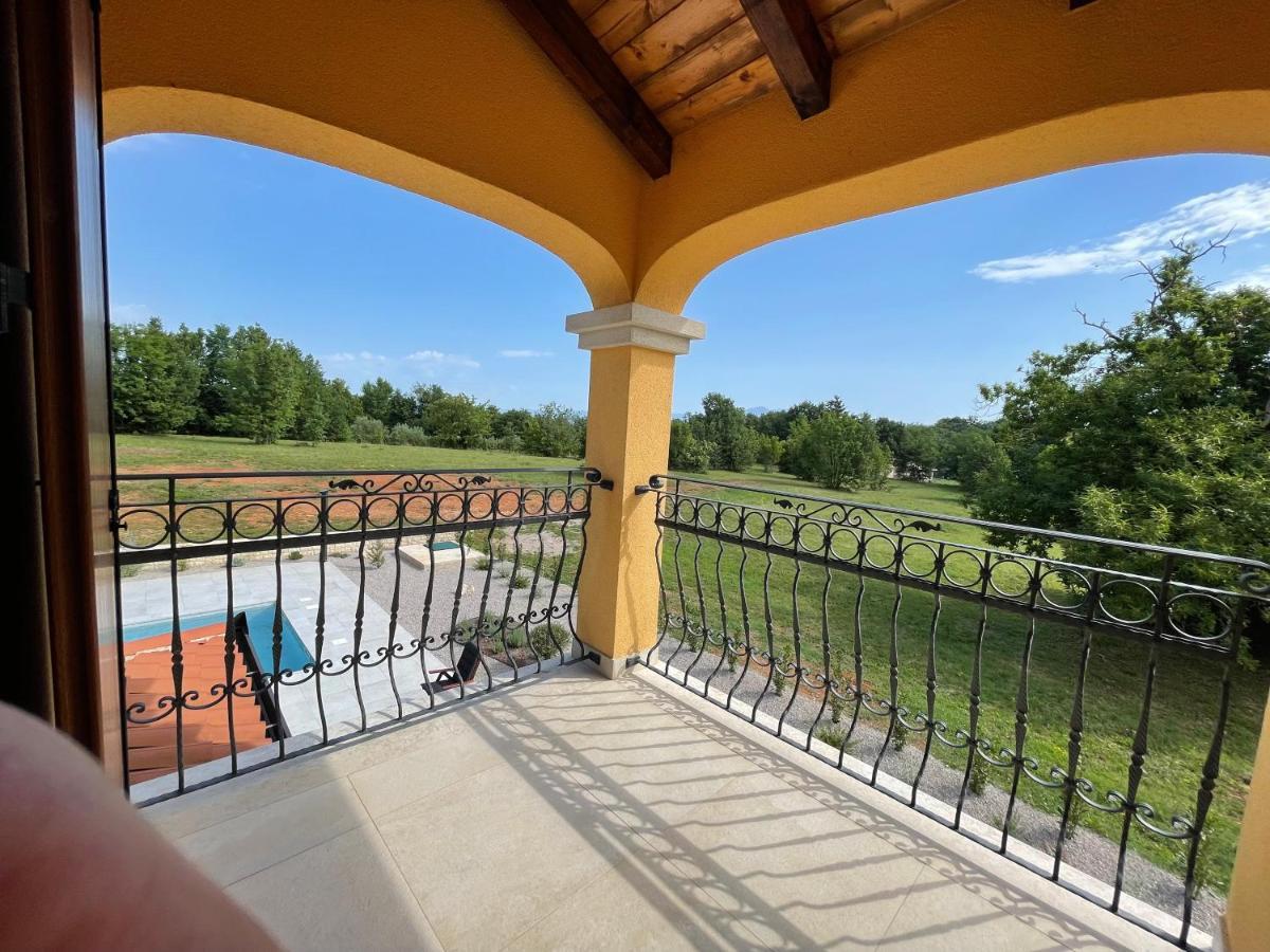 Villa Berto Nedescina Exterior photo