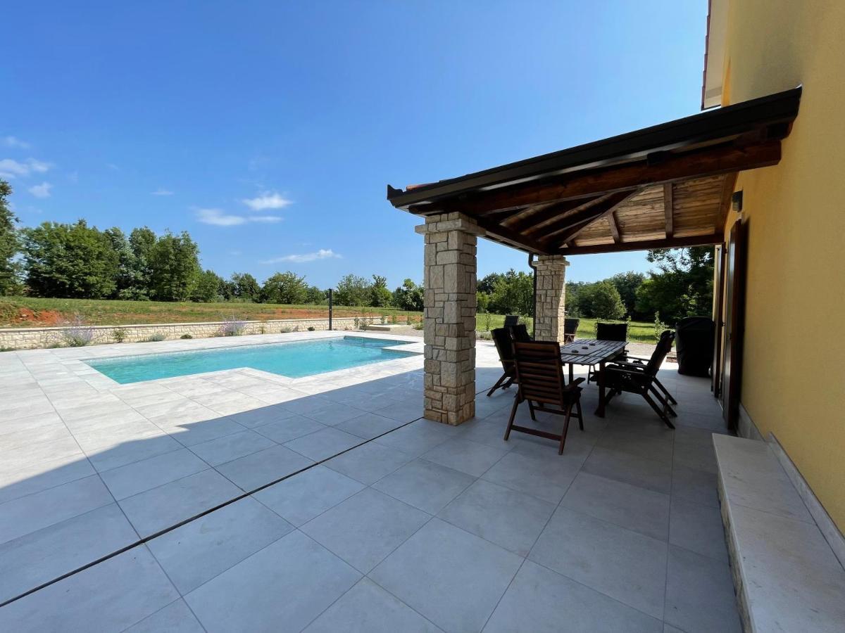 Villa Berto Nedescina Exterior photo